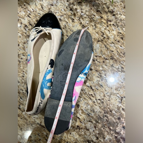 CHANEL VTG Graffiti Cap-Toe Interlocking CC Logo Ballet Flats 40 - Picture 10 of 13